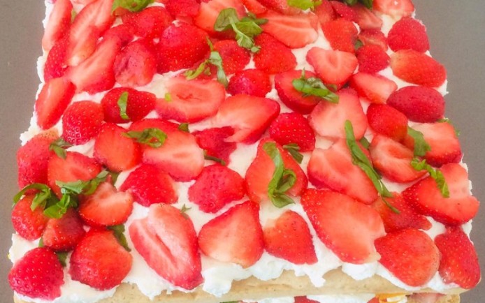 Aardbeientiramisu.jpg
