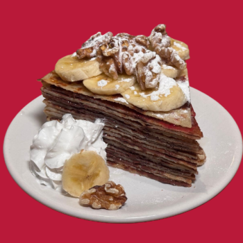 taartpunt banaan, walnoot, suiker rode achtergrond.PNG