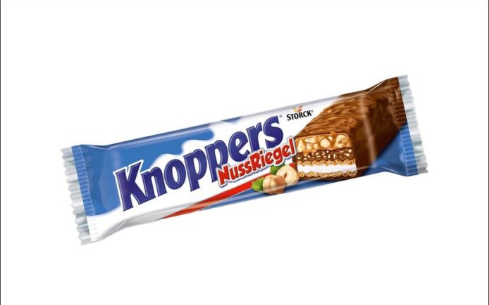 chocoladereep-knoppers-nussriegel-van-storck-in-blauw-witte-plastic-verpakking.jpg